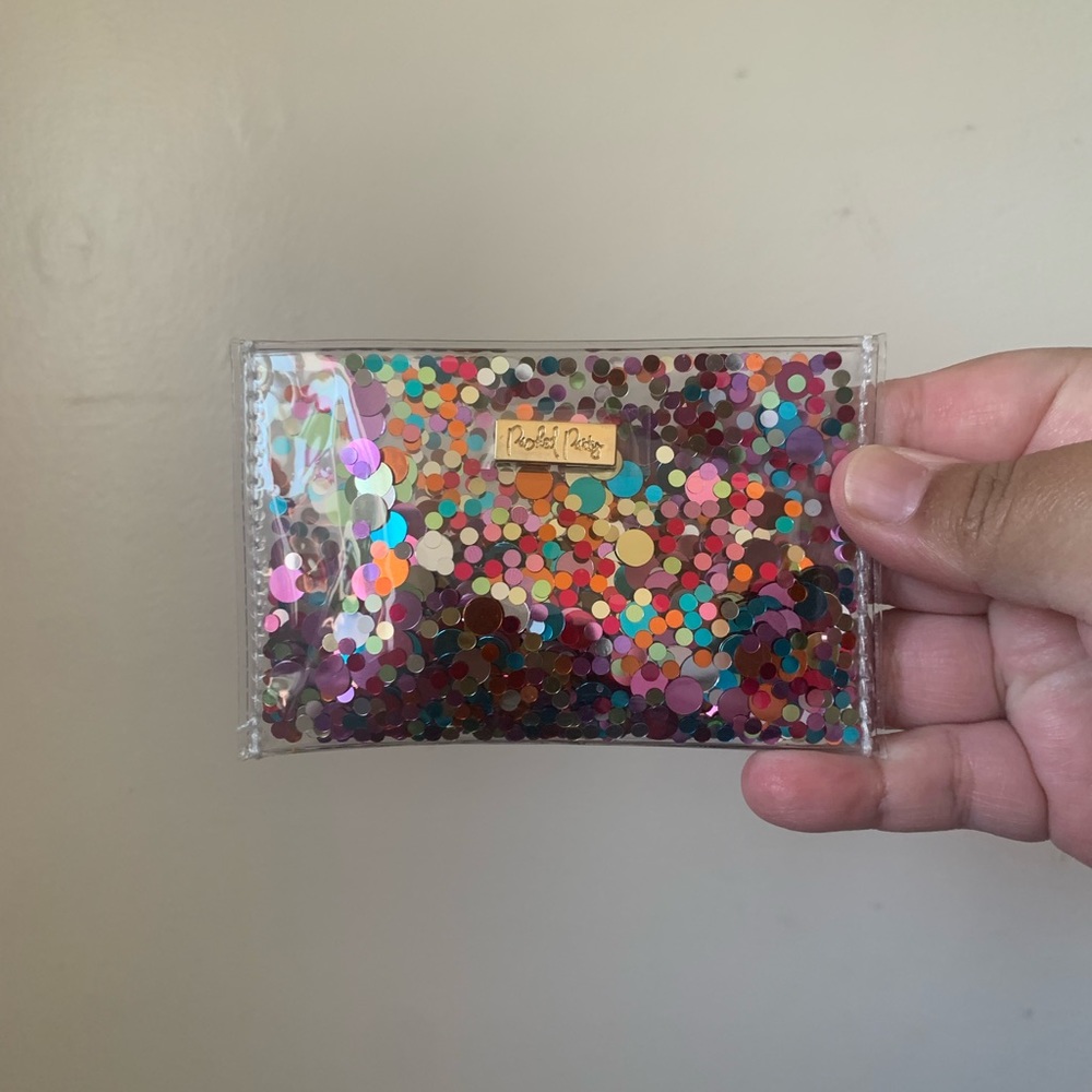 Packed party the essentials biz card holder